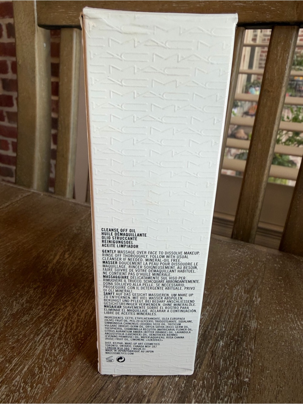 MAC Cleanse Off Oil - Picture 5 of 5